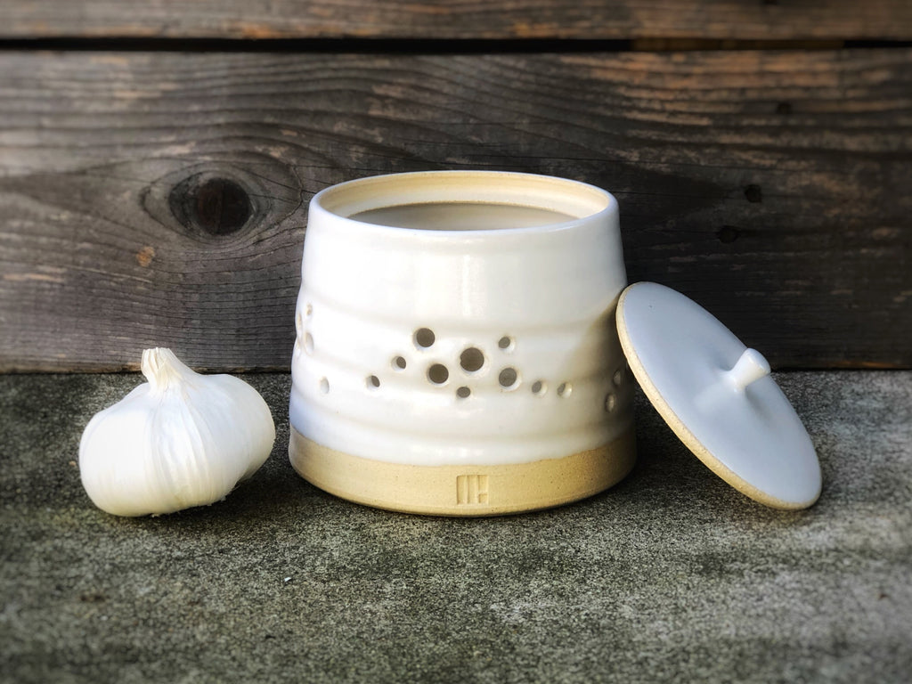 Garlic Keeper
