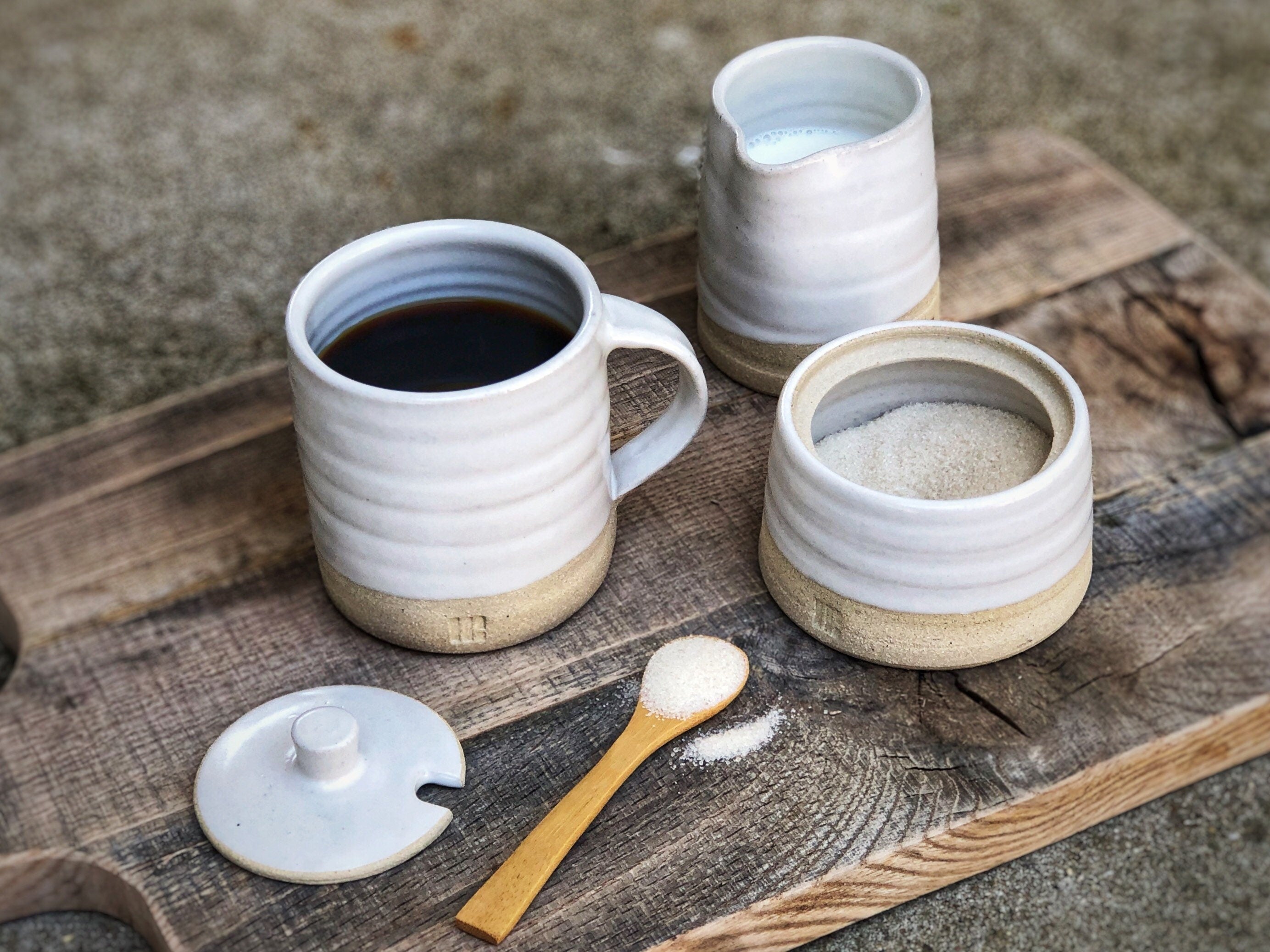 Mug V